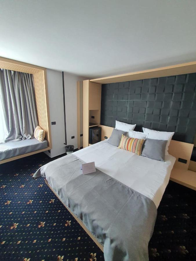 Aqvatonic Hotel - Steaua De Mare エフォリエ・ノルド エクステリア 写真