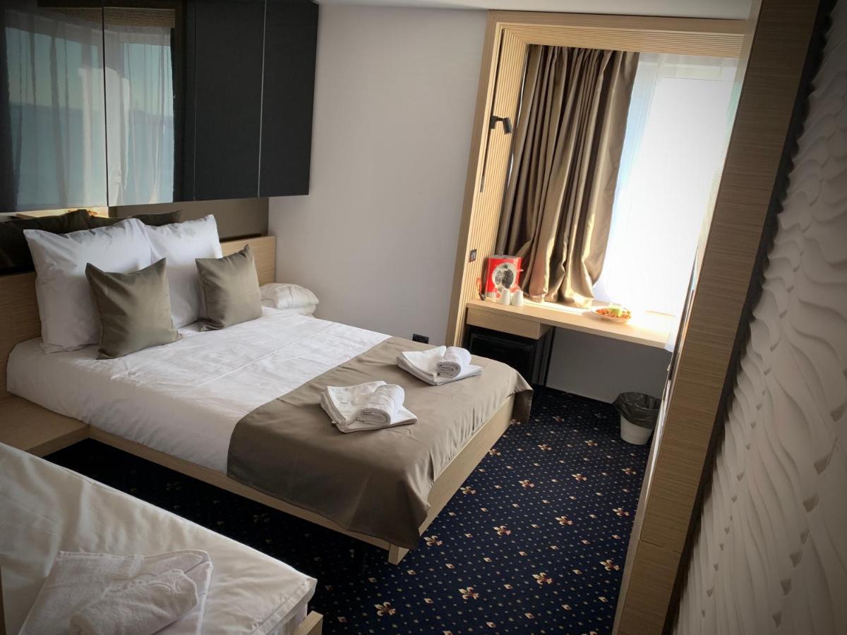 Aqvatonic Hotel - Steaua De Mare エフォリエ・ノルド 部屋 写真
