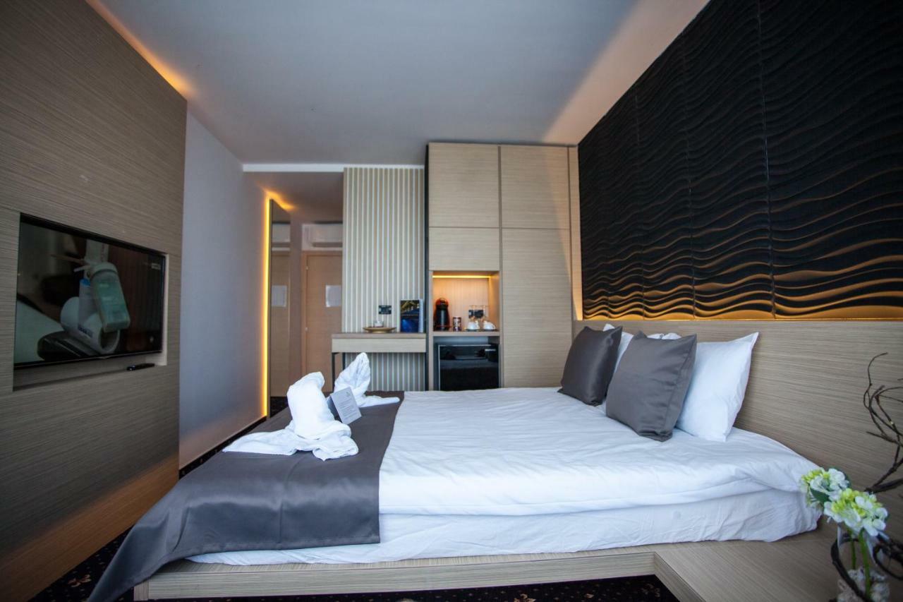 Aqvatonic Hotel - Steaua De Mare エフォリエ・ノルド エクステリア 写真