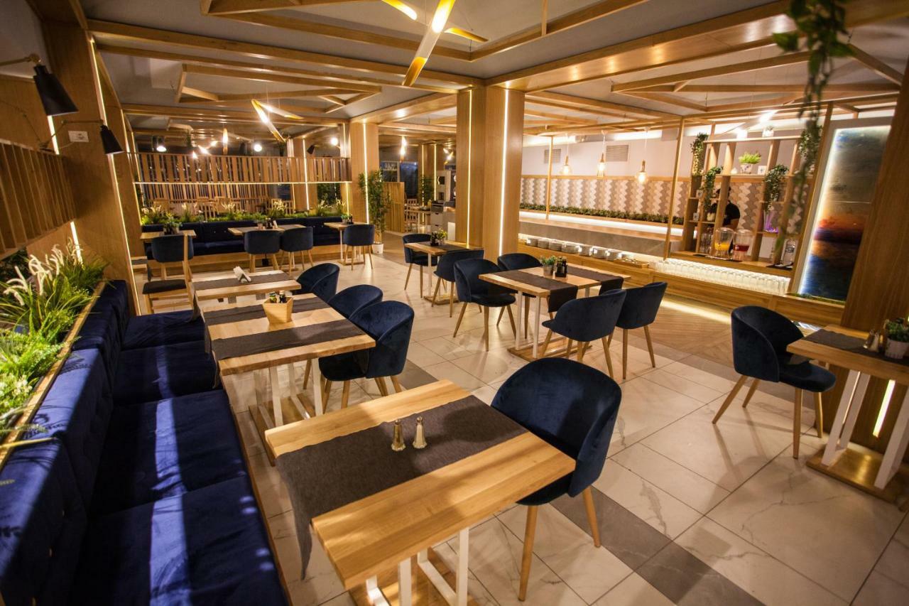 Aqvatonic Hotel - Steaua De Mare エフォリエ・ノルド エクステリア 写真